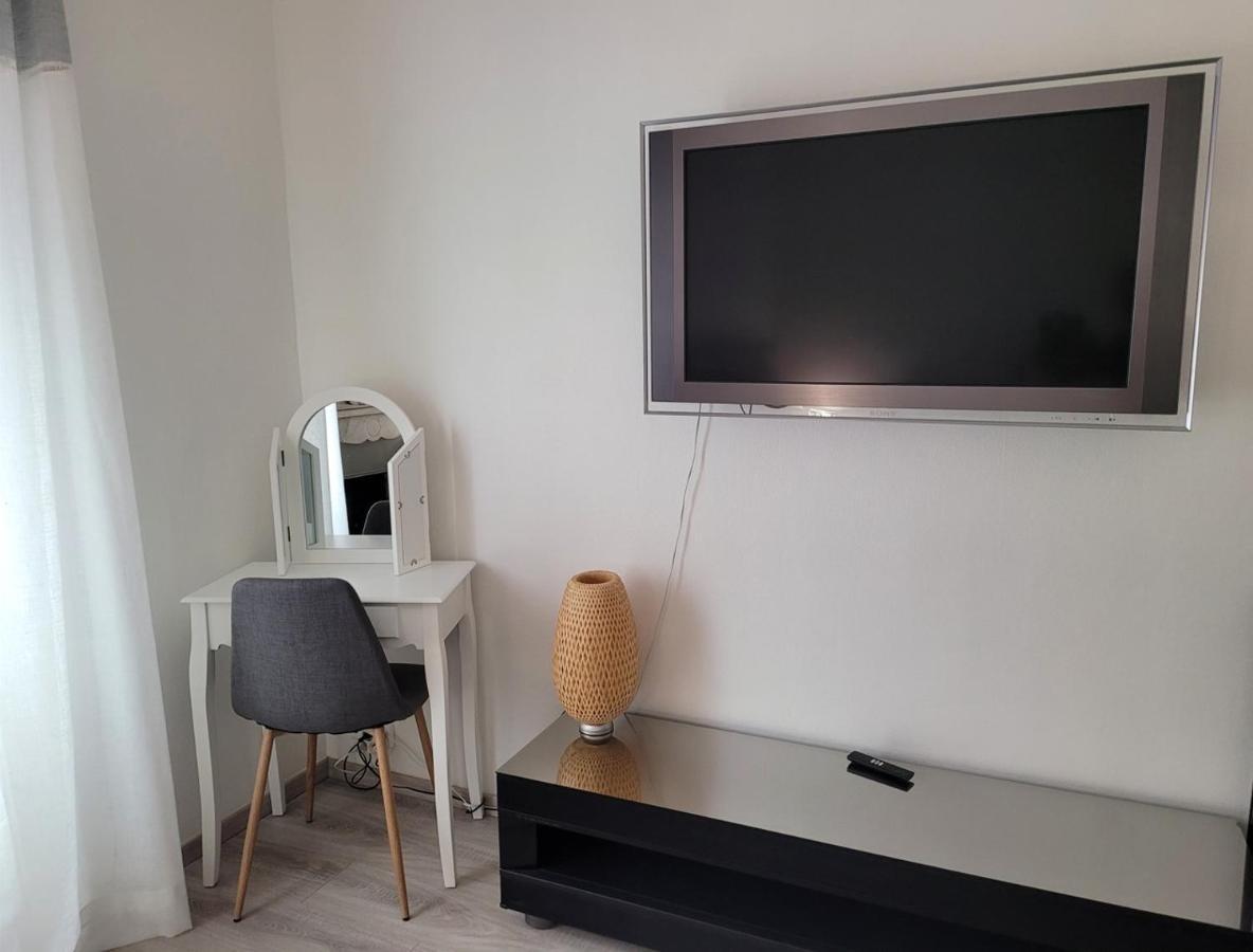 1 Chambre Paisible A La Trinite Proche De Nice Et Monaco Exterior photo